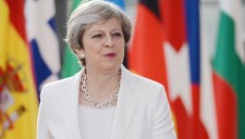 Линтон Кросби хочет подорвать план Мэй по Brexit, сообщили СМИ