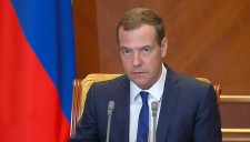 Медведев высказался по индексации пенсий