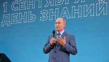 Путин поздравил учителей и школьников с 1 сентября